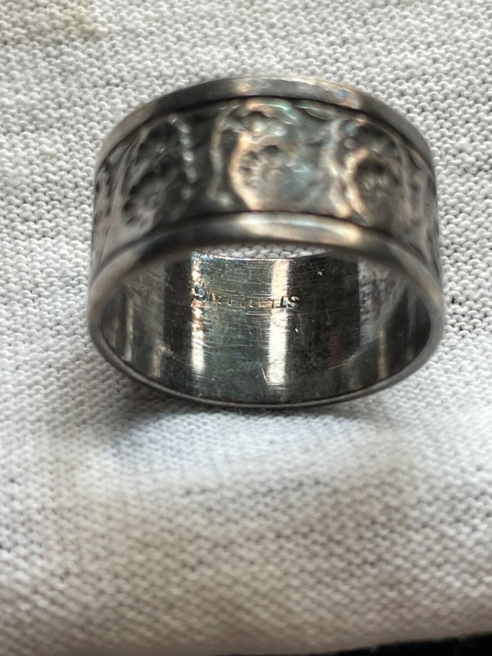 Vintage Sterling Silver Wide Floral Repousse Band Ring Size 7 Ornate Flower Vine - Picture 8 of 9